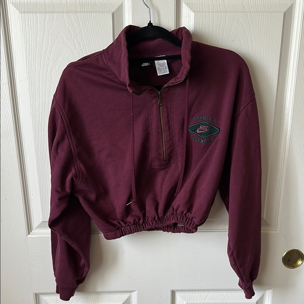 VINTAGE Nike Cropped Long Sleeve